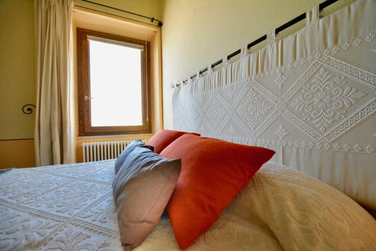 Romantic Suite Canelles Cagliari Luaran gambar
