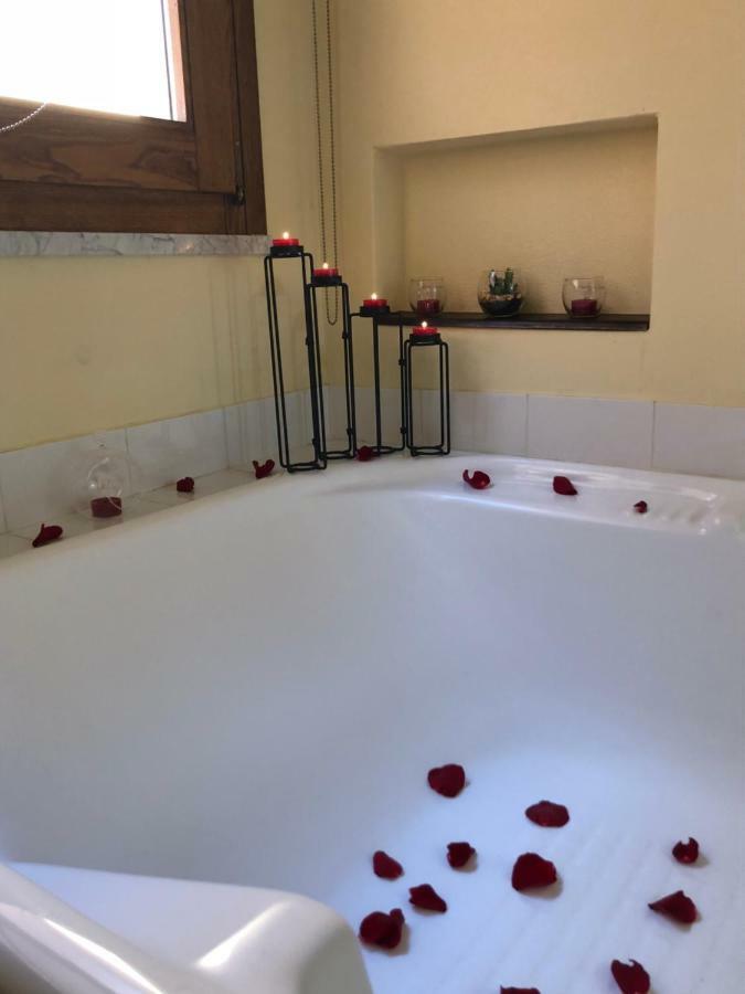 Romantic Suite Canelles Cagliari Luaran gambar