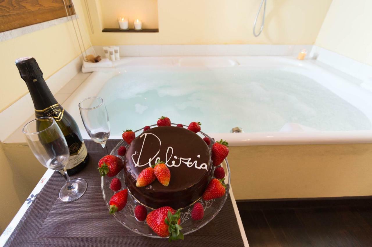 Romantic Suite Canelles Cagliari Luaran gambar