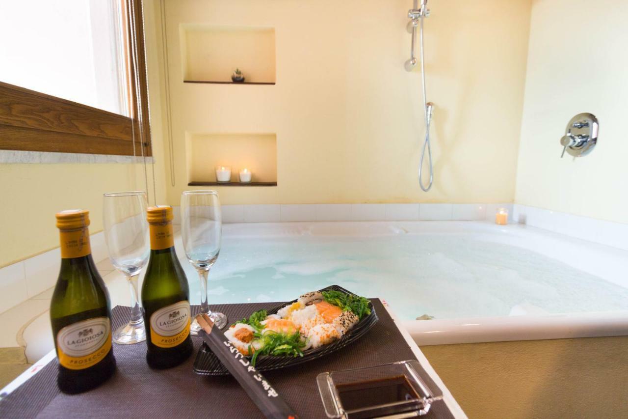 Romantic Suite Canelles Cagliari Luaran gambar
