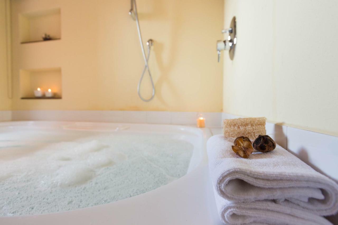 Romantic Suite Canelles Cagliari Luaran gambar
